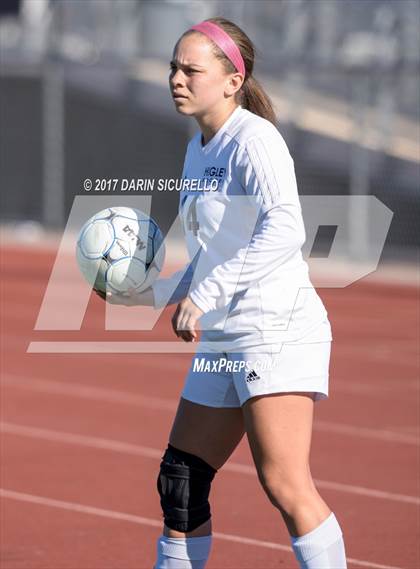 Thumbnail 1 in Higley vs. Mountain Pointe (Coyote Classic Semifinal) photogallery.