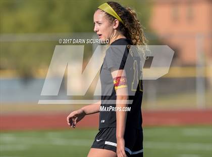 Thumbnail 3 in Higley vs. Mountain Pointe (Coyote Classic Semifinal) photogallery.
