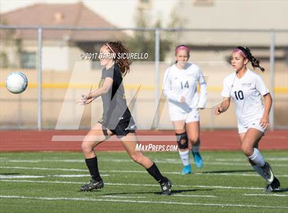 Thumbnail 1 in Higley vs. Mountain Pointe (Coyote Classic Semifinal) photogallery.
