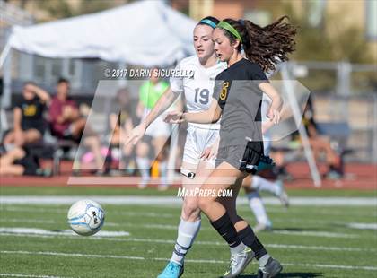 Thumbnail 1 in Higley vs. Mountain Pointe (Coyote Classic Semifinal) photogallery.