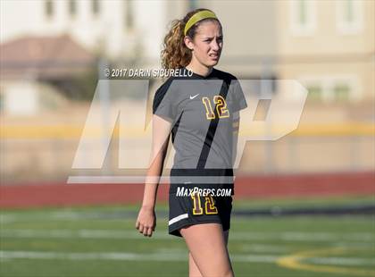Thumbnail 2 in Higley vs. Mountain Pointe (Coyote Classic Semifinal) photogallery.