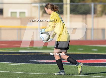 Thumbnail 3 in Higley vs. Mountain Pointe (Coyote Classic Semifinal) photogallery.