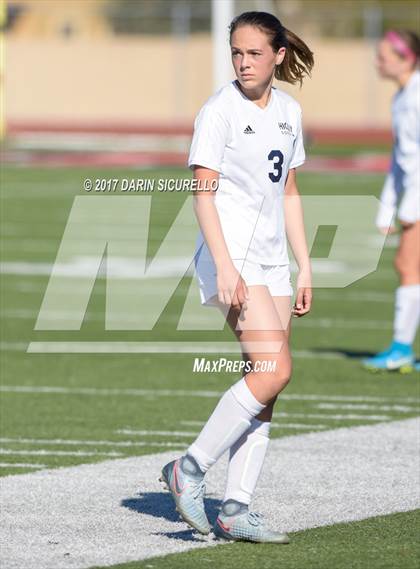 Thumbnail 2 in Higley vs. Mountain Pointe (Coyote Classic Semifinal) photogallery.