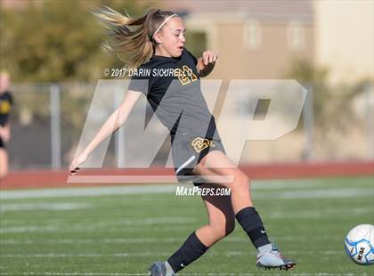 Thumbnail 3 in Higley vs. Mountain Pointe (Coyote Classic Semifinal) photogallery.