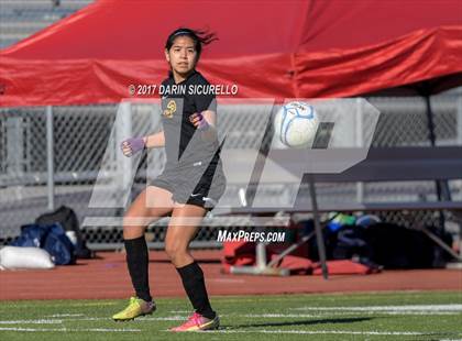 Thumbnail 3 in Higley vs. Mountain Pointe (Coyote Classic Semifinal) photogallery.