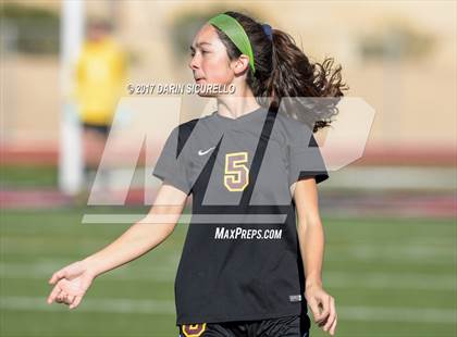 Thumbnail 2 in Higley vs. Mountain Pointe (Coyote Classic Semifinal) photogallery.