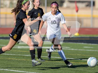 Thumbnail 2 in Higley vs. Mountain Pointe (Coyote Classic Semifinal) photogallery.