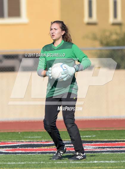 Thumbnail 1 in Higley vs. Mountain Pointe (Coyote Classic Semifinal) photogallery.