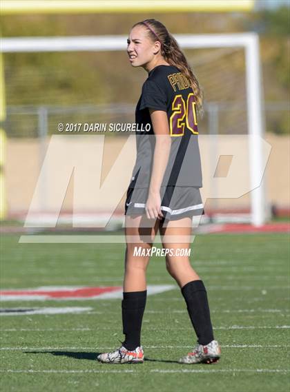 Thumbnail 3 in Higley vs. Mountain Pointe (Coyote Classic Semifinal) photogallery.