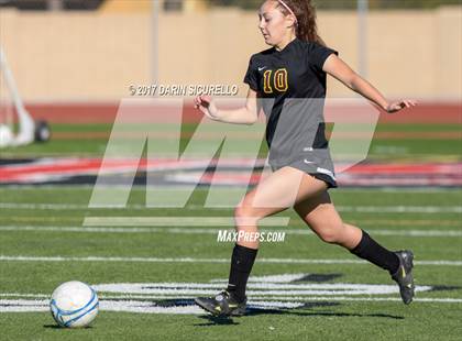 Thumbnail 1 in Higley vs. Mountain Pointe (Coyote Classic Semifinal) photogallery.
