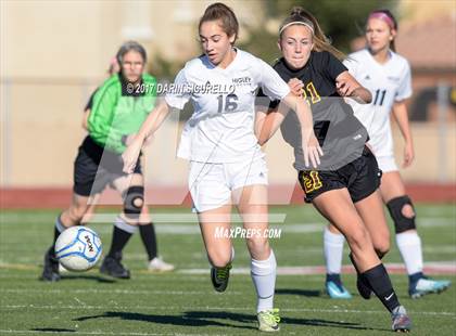 Thumbnail 1 in Higley vs. Mountain Pointe (Coyote Classic Semifinal) photogallery.