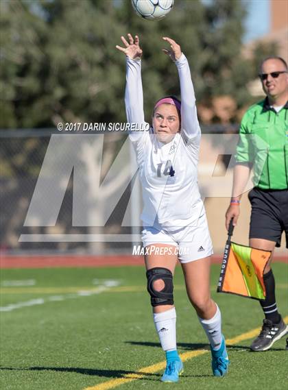 Thumbnail 1 in Higley vs. Mountain Pointe (Coyote Classic Semifinal) photogallery.