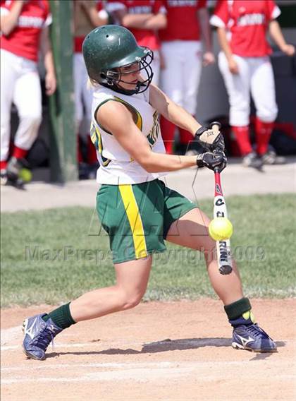 Thumbnail 2 in Fairport vs Williamsville North (NYSPHSAA Class AA Far West Regional) photogallery.