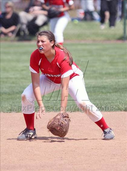 Thumbnail 2 in Fairport vs Williamsville North (NYSPHSAA Class AA Far West Regional) photogallery.