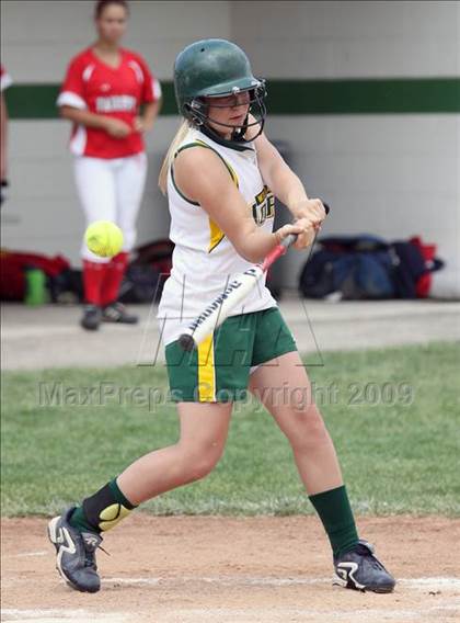 Thumbnail 3 in Fairport vs Williamsville North (NYSPHSAA Class AA Far West Regional) photogallery.