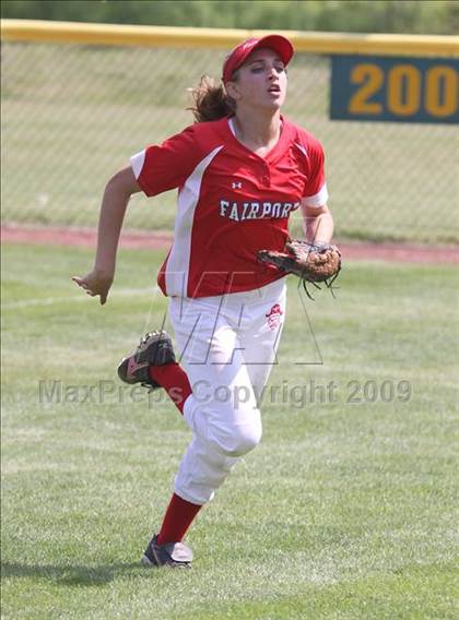 Thumbnail 1 in Fairport vs Williamsville North (NYSPHSAA Class AA Far West Regional) photogallery.