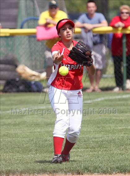 Thumbnail 3 in Fairport vs Williamsville North (NYSPHSAA Class AA Far West Regional) photogallery.
