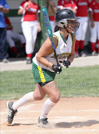 Thumbnail 3 in Fairport vs Williamsville North (NYSPHSAA Class AA Far West Regional) photogallery.