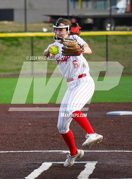 Thumbnail 2 in Hixson vs Baylor photogallery.