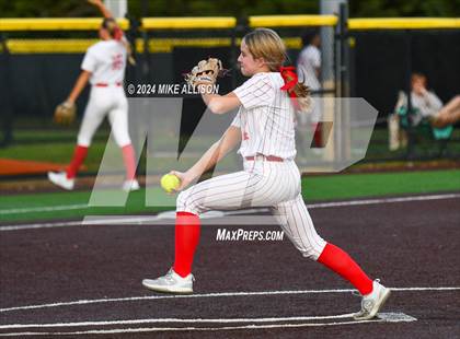 Thumbnail 1 in Hixson vs Baylor photogallery.