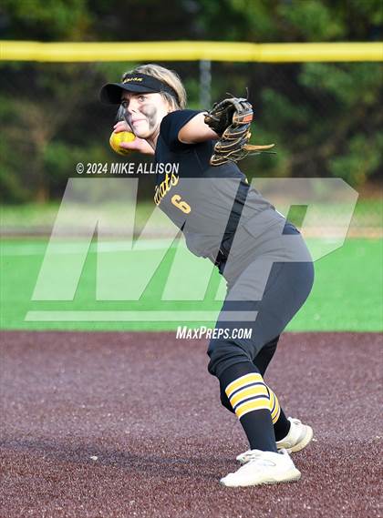 Thumbnail 2 in Hixson vs Baylor photogallery.