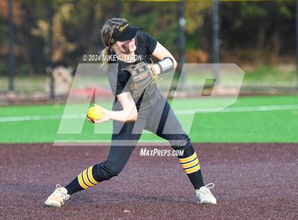 Thumbnail 2 in Hixson vs Baylor photogallery.