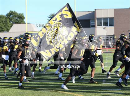 Thumbnail 3 in Hunterdon Central vs Piscataway photogallery.
