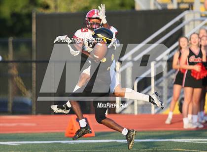 Thumbnail 1 in Hunterdon Central vs Piscataway photogallery.