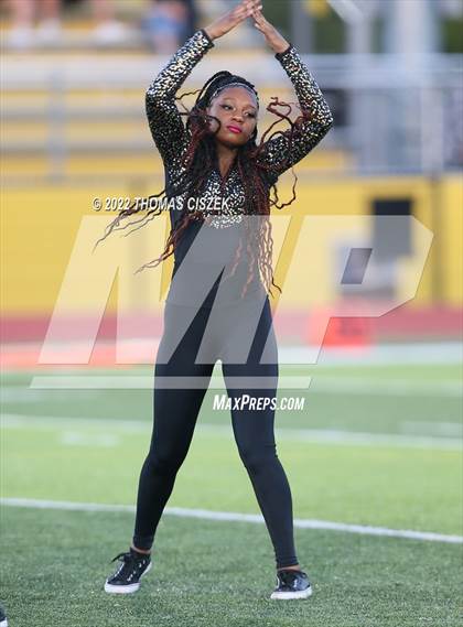 Thumbnail 3 in Hunterdon Central vs Piscataway photogallery.