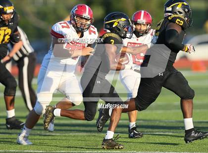 Thumbnail 1 in Hunterdon Central vs Piscataway photogallery.
