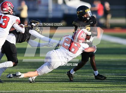 Thumbnail 1 in Hunterdon Central vs Piscataway photogallery.