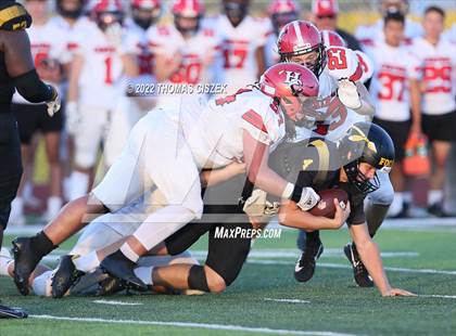 Thumbnail 3 in Hunterdon Central vs Piscataway photogallery.