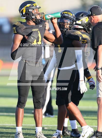 Thumbnail 1 in Hunterdon Central vs Piscataway photogallery.