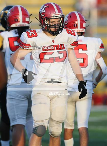 Thumbnail 1 in Hunterdon Central vs Piscataway photogallery.