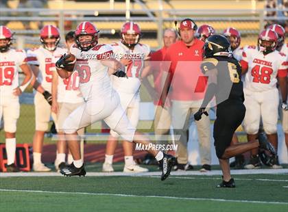 Thumbnail 1 in Hunterdon Central vs Piscataway photogallery.