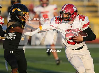 Thumbnail 2 in Hunterdon Central vs Piscataway photogallery.