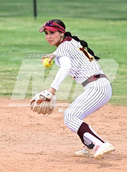 Thumbnail 1 in Norco vs. Esperanza (Carew Classic) photogallery.