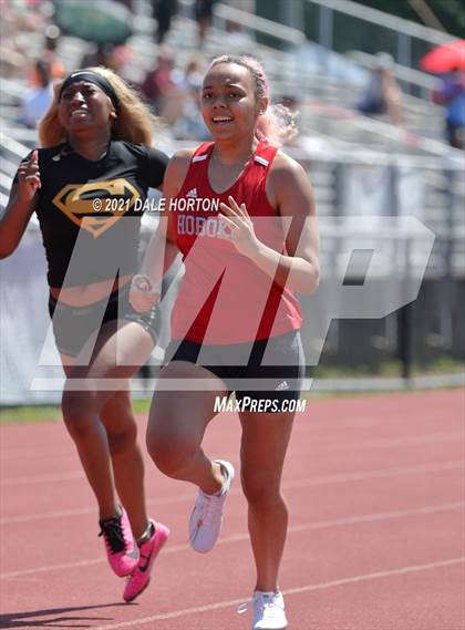 Thumbnail 1 in NJSIAA Track and Field Sectionals North 2 (Groups 1 and 4 - Girls) photogallery.
