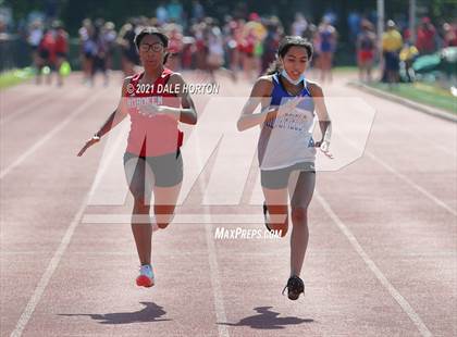 Thumbnail 2 in NJSIAA Track and Field Sectionals North 2 (Groups 1 and 4 - Girls) photogallery.