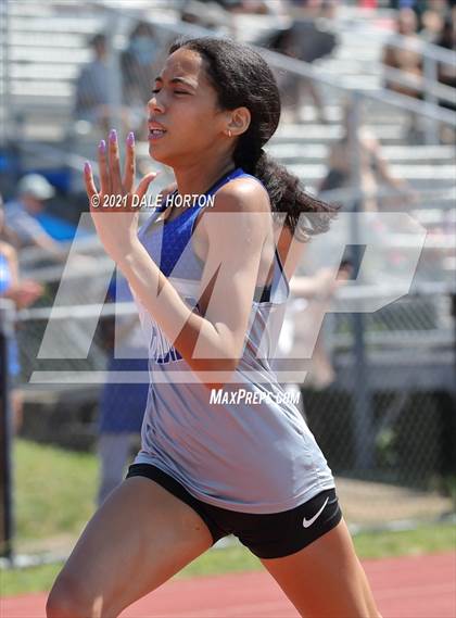Thumbnail 3 in NJSIAA Track and Field Sectionals North 2 (Groups 1 and 4 - Girls) photogallery.