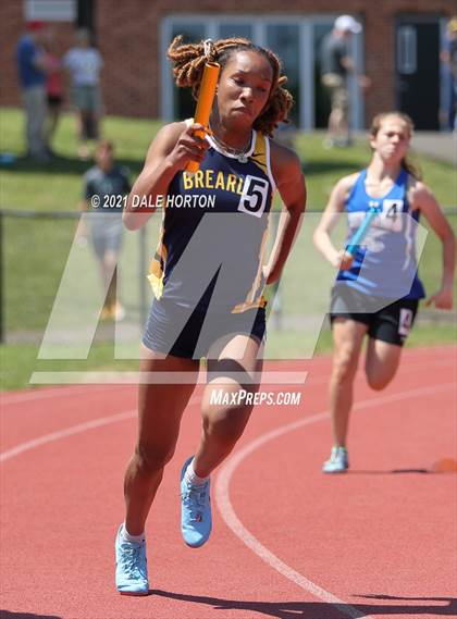 Thumbnail 3 in NJSIAA Track and Field Sectionals North 2 (Groups 1 and 4 - Girls) photogallery.