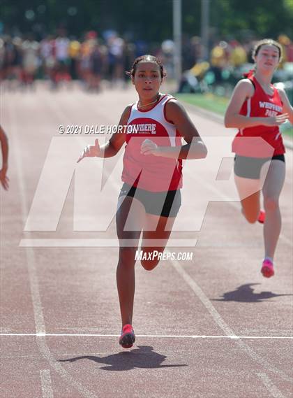 Thumbnail 2 in NJSIAA Track and Field Sectionals North 2 (Groups 1 and 4 - Girls) photogallery.