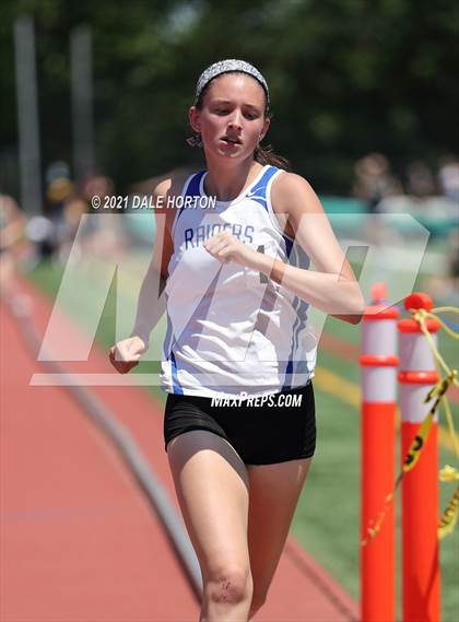 Thumbnail 2 in NJSIAA Track and Field Sectionals North 2 (Groups 1 and 4 - Girls) photogallery.