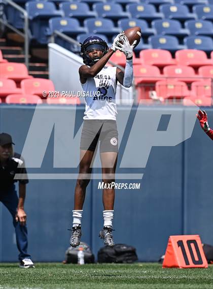 Thumbnail 2 in Fairview vs. Mesa Ridge (Denver Broncos 7-on-7)  photogallery.