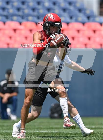 Thumbnail 2 in Fairview vs. Mesa Ridge (Denver Broncos 7-on-7)  photogallery.