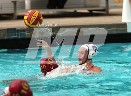 Thumbnail 3 in Las Lomas @ Campolindo photogallery.