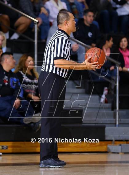 Thumbnail 3 in Hart vs. Cleveland (Hart Tournament) photogallery.