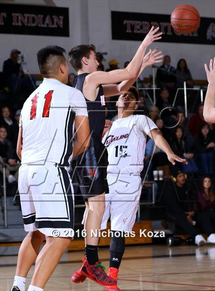 Thumbnail 2 in Hart vs. Cleveland (Hart Tournament) photogallery.