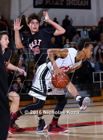 Thumbnail 3 in Hart vs. Cleveland (Hart Tournament) photogallery.