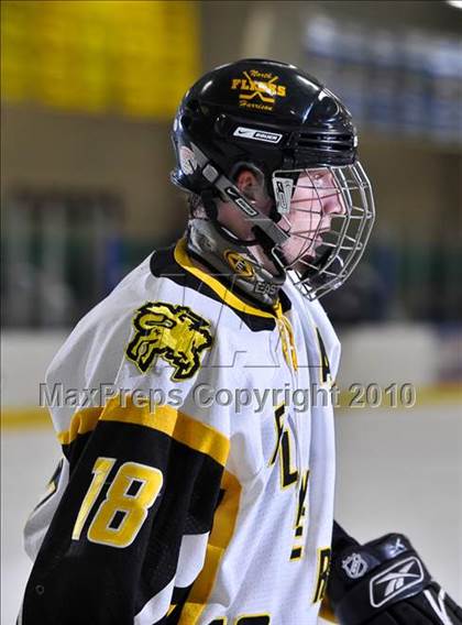 Thumbnail 1 in Farmington @ North Farmington/Harrison photogallery.